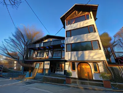 Posada Del Fin Del Mundo Hoteles cerca de Canal Beagle