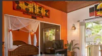Effie Mountain View Halona Villa Hotels in Cerf Island