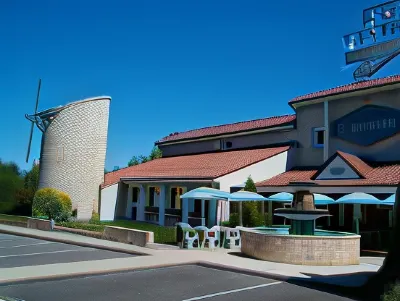 Logis Hôtel le Moulin des Gardelles Hotel di Volvic