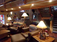 Cowlitz River Lodge - parking