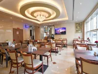 네줌 알 에마라테 Centeral Souq 주변 호텔