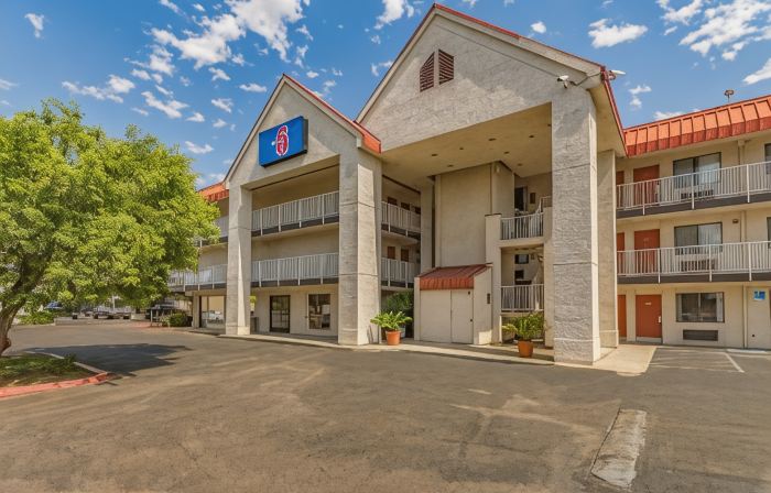 Motel 6 Fresno, CA - Yosemite Hwy