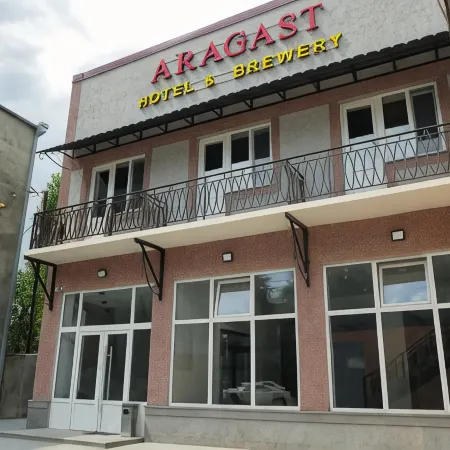 Aragast Hotel 塞凡住宿飯店