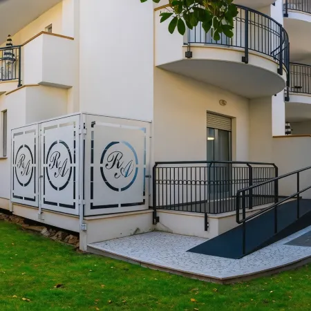 Altamira Residence