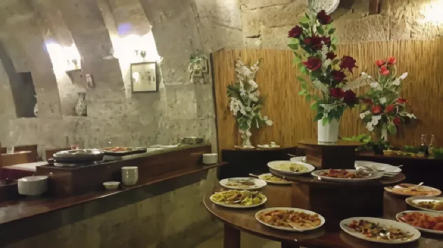 كابادوكيا ٕلارا كوناكلاري أنتيك جيلفيري كوناجي تناول الطعام Photos