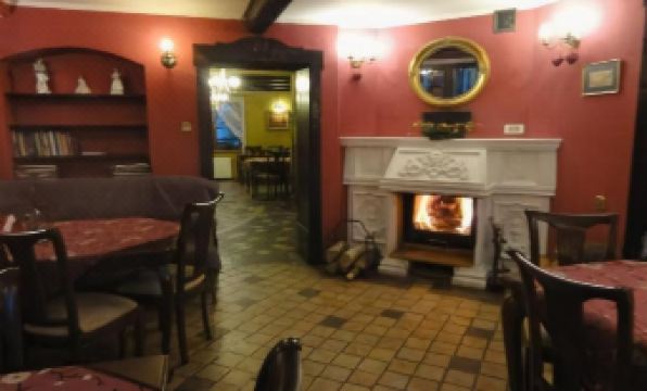 Chata nad Sztolnią - Housity