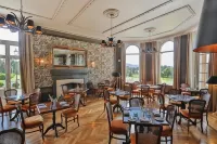 Cornhill Castle Hotels in Abington