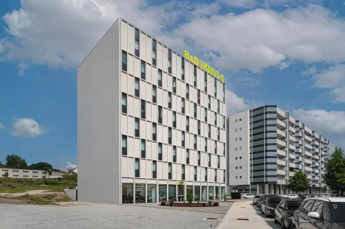 B&B Hotel Famalicão Hôtels à : Calendário