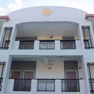 薩拉伯爾休閒大飯店 Hotel Exterior