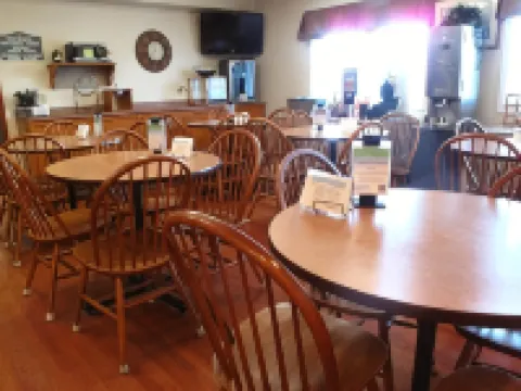 貝葉斯湖 - 哈里法克斯海岸旅館