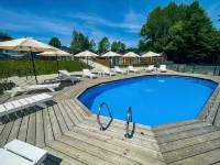 Moon Village Comarnic - Pools