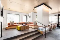 Electric Pass Lodge-Snowmass Village! Luxe Ski in/Ski Out! Pool/Slide, Hot Tub