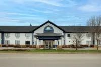 Days Inn by Wyndham Whitecourt Hotels in 