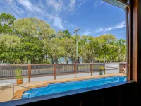Boat Harbour Studio Apartments and Villas Hôtels à : Urangan