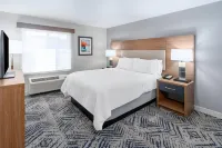 Candlewood Suites Denver Northeast - Brighton Hotel di Brighton