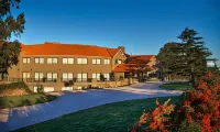 Days Inn by Wyndham Sierra de la Ventana - Pools