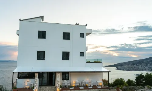 Hilltop Heaven Hotel