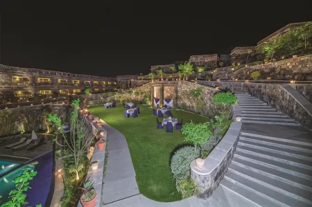 Ramada by Wyndham Udaipur Resort and Spa Отели в г. Удайпур