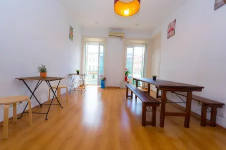 SwissLisbon Guest House Отели в г. Алкантара