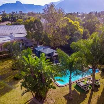 Elianthe Guesthouse Hotels near Drostdy Museum