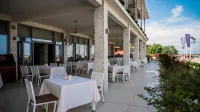 New Belvedere Hotel di Venus