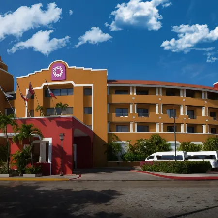 Adhara Hacienda Cancun