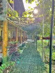 Anhfly Resort Nam Cat Tien Hotel di 