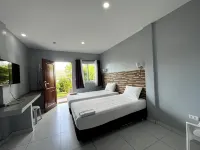 Ocean Bay Beach Resort - Bãi đậu xe