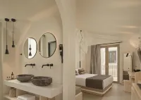 Manili Boutique Suites & Villas