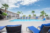 Days Inn by Wyndham Lake Havasu