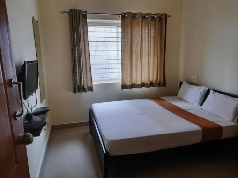 Royal Suvarna Comforts