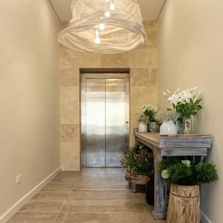 Astina Suites, Forster