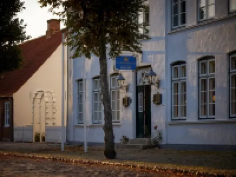 Schackenborg Slotskro Hotels in Tonder