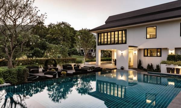 Merchant Villa