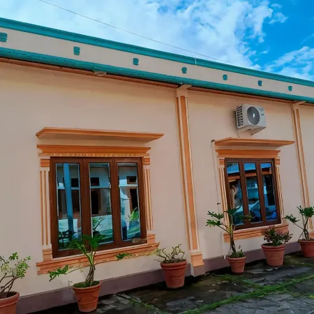Nagoya Inn Sabang