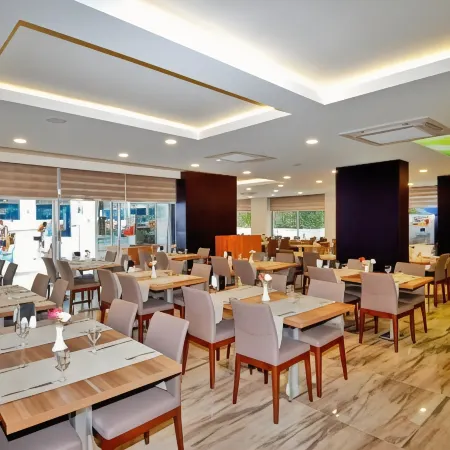 Kleopatra Ramira Hotel - All Inclusive Отели рядом с достопримечательностью «Cleopatra Beach»