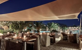 Santo Miramare Beach Resort