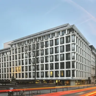 Courtyard Brussels EU Hotel in zona Hotel Van Eetvelde