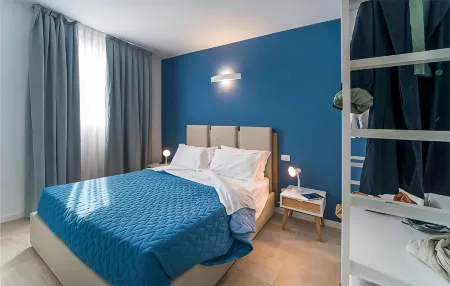 Stylish Residence Torre Bianca 2 Bedroom Sleeps 6