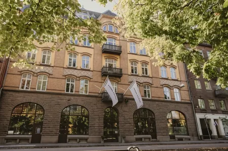 Home Hotel Norre Park Отели рядом с Аэропорт Хальмстад