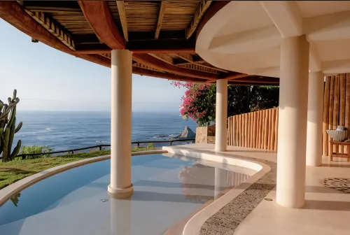 Zoa Hotel