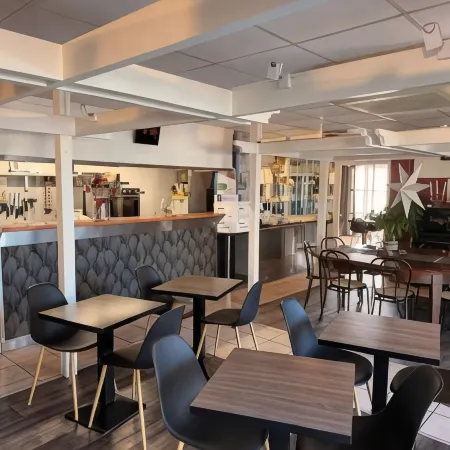 Brit Hotel Essentiel Pau Lescar