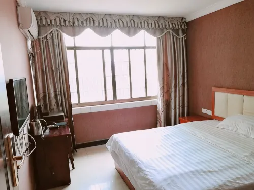 Qiyangchanghong Hotel