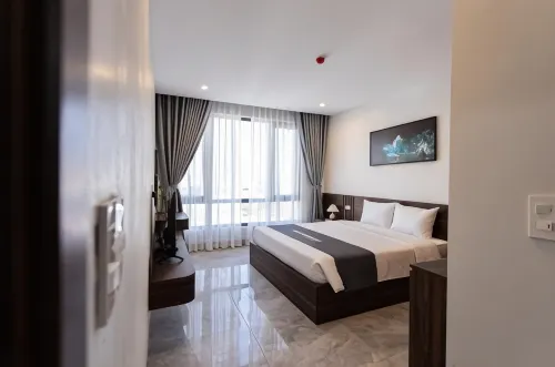 The Sun Hotel Ninh Binh - Near Hoa Lu Old Town