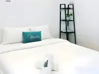 Impress Hotel