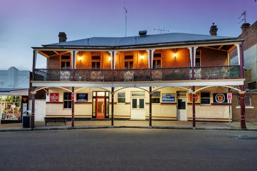 Commercial Travellers House