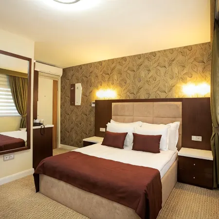 END GLORY HOTEL Отели в г. Чорлу