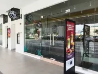 Spacious Studio@Zeva Near MRT/UPM/Equine - Apartments