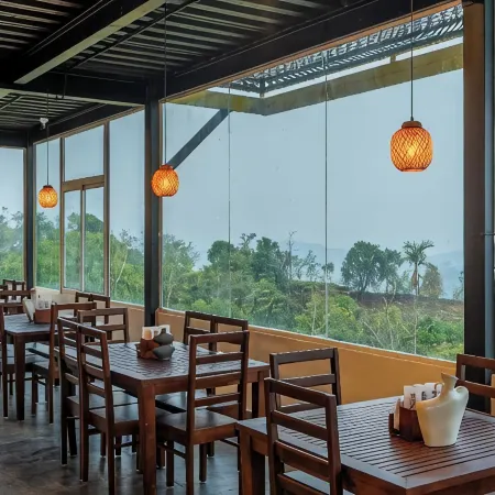 The Hosteller Bam Vagamon