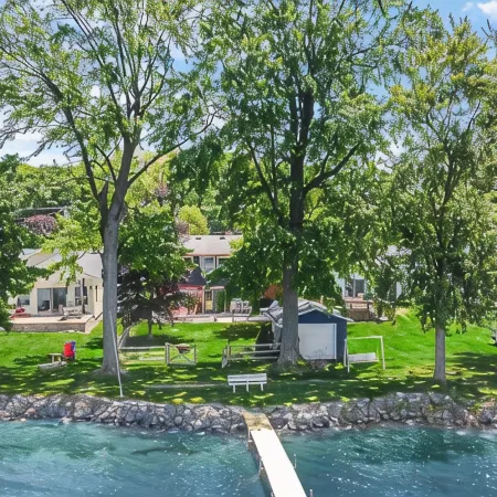 New! Sunset Shores: Lakefront home with private pier/huge fenced yard!